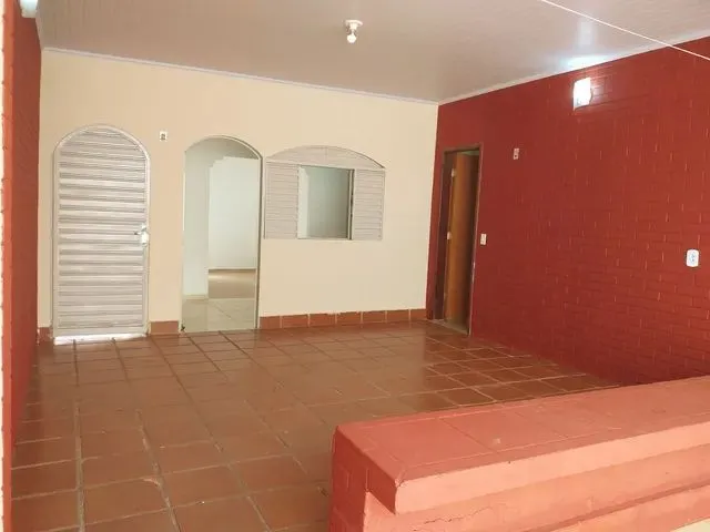Imagem 12: Casa Bem Localizada