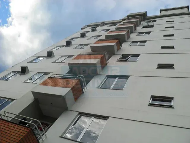 Imagem: Apartamento C/ 2 Quartos, Elevador, Sacada