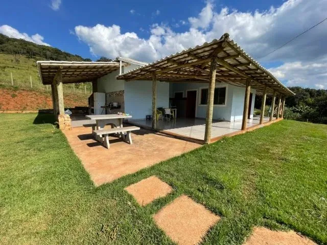 Imagem: Chácara com Área de 1.450 M² com Linda