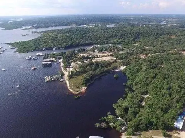 Imagem: Condomínio Vivenda das Marinas Lotes 250M2