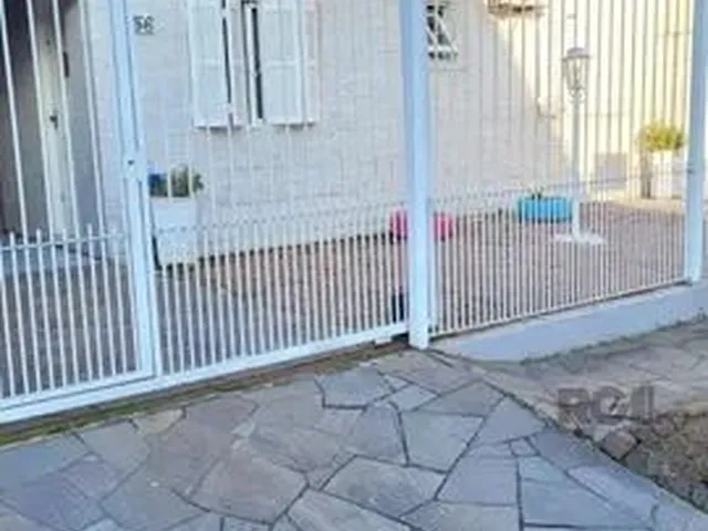Imagem 1: Casa 2 Dormitórios, 2 Vagas, Bairro Parque da Matriz