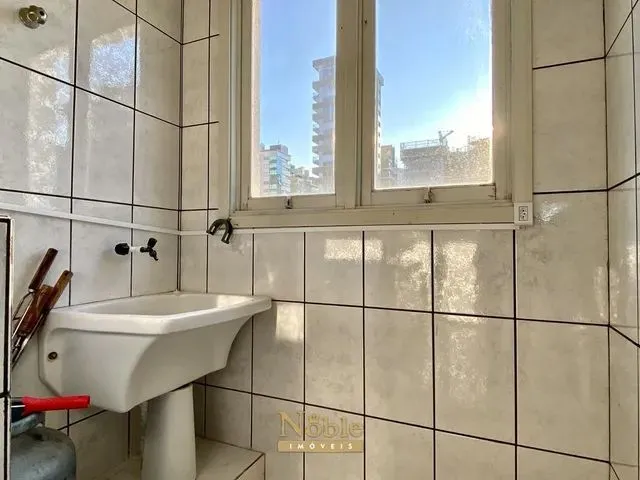 Imagem 3: Apartamento a Poucos Passos do Mar