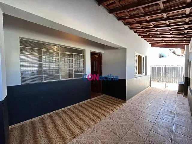 Imagem: Casa com 2 Dormitórios À Venda, 148 M²
