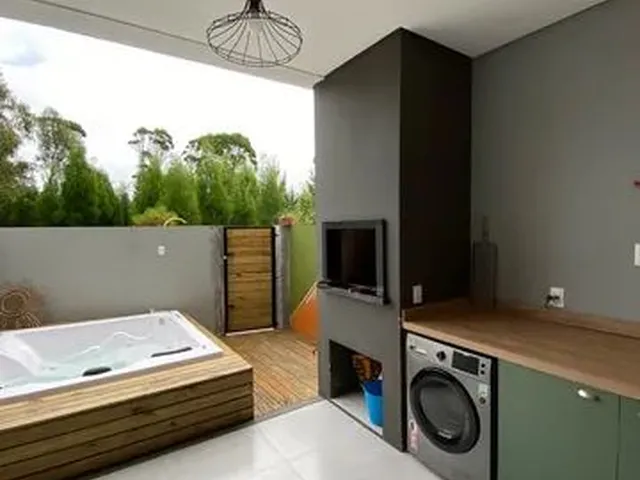 Imagem: Casa 3 Quartos 1 Suíte - Jacuzzi e Bosque