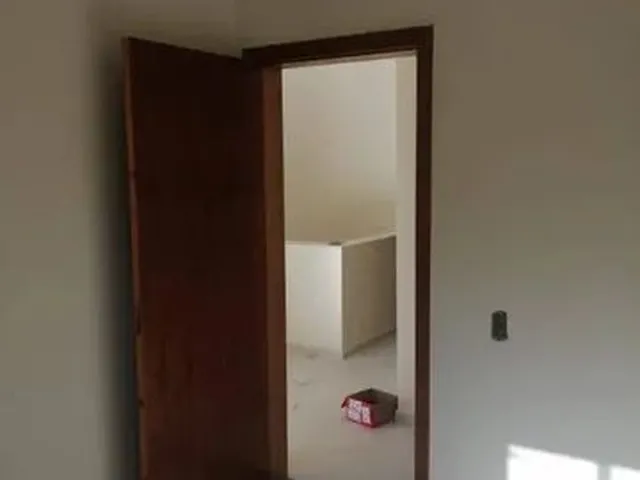 Imagem 6: Sobrado com 3 Dormitórios À Venda, 100 M² por R$ 380.000,00 - Califórnia - Londrina/Pr
