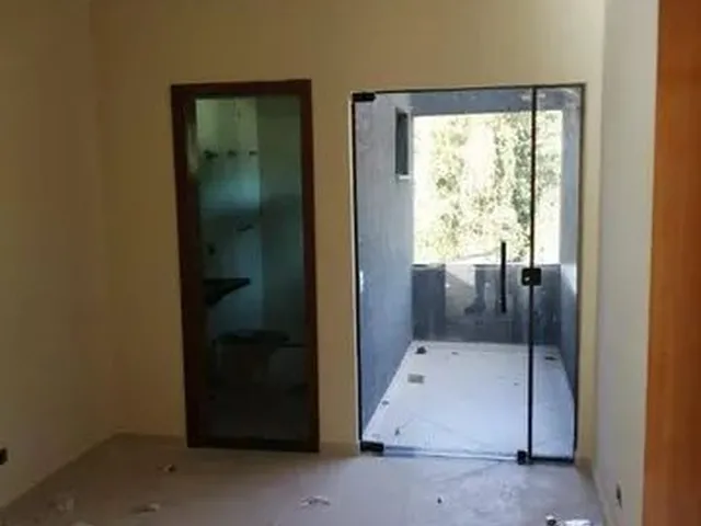 Imagem 8: Sobrado com 3 Dormitórios À Venda, 100 M² por R$ 380.000,00 - Califórnia - Londrina/Pr