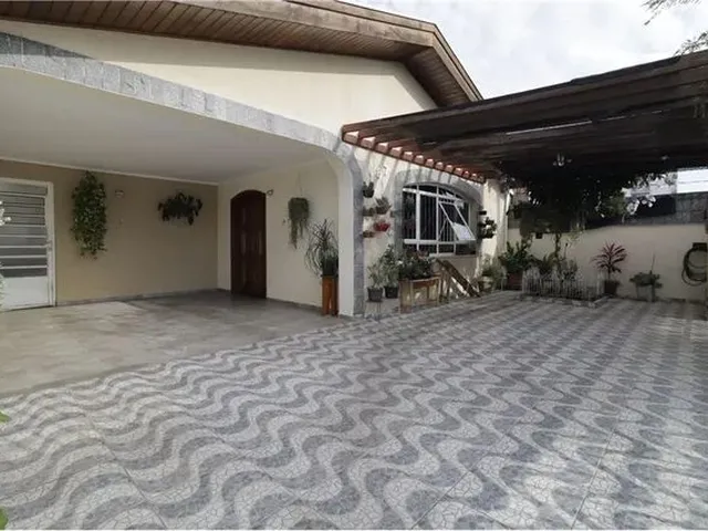 Imagem: Casa para Venda em Centro de 178.20M² com