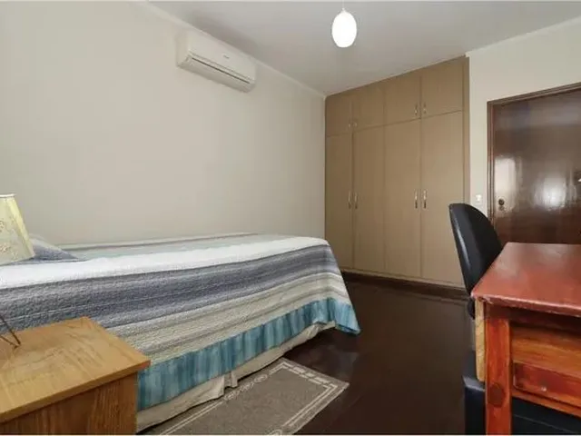 Imagem 2: Casa para Venda em Centro de 178.20M² com 3 Quartos e 1 Suite