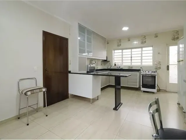Imagem 11: Casa para Venda em Centro de 178.20M² com 3 Quartos e 1 Suite