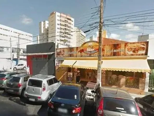 Imagem: Prédio Comercial no Tirol (Próximo a Catedral
