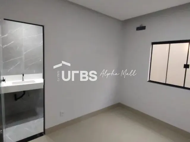 Imagem 13: Casa de Rua - Casa 3 Quartos, Sendo 3 Suítes