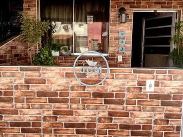 Imagem 1: Casa Duplex Sala, 2 Quartos em Condomínio