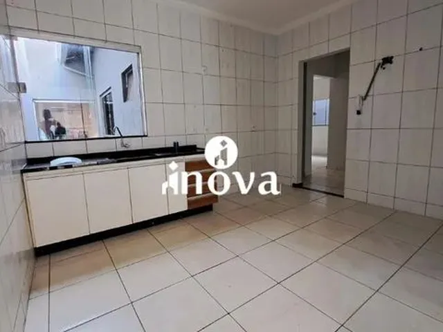 Imagem 1: Casa À Venda, 3 Quartos, 1 Suíte, 4 Vagas, Cidade Nova - Uberaba/Mg