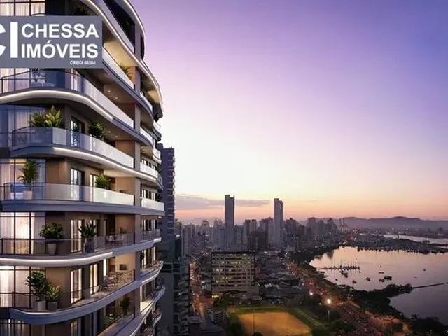 Imagem: Apartamento com 4 Dormitórios, Sendo 4