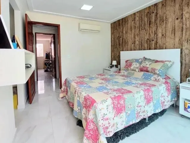 Imagem 9: Vende-Se Casa com 4/4 em Capim Macio