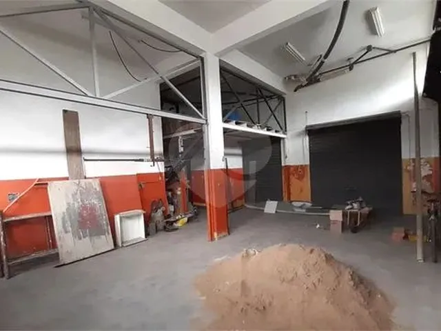 Imagem: Sobrado com Espaço para Criação de Marina