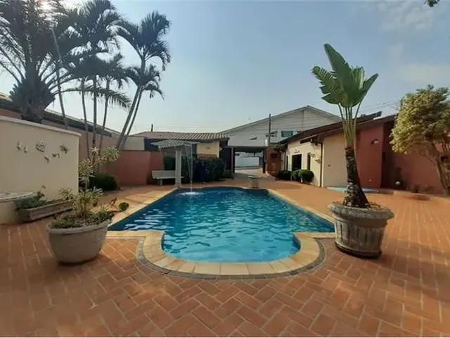 Imagem 3: Casa para Alugar em Recanto Azul de 250.00M² com 3 Quartos e 4 Garagens
