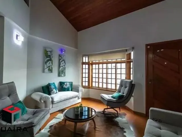 Imagem: Sobrado para Aluguel 4 Quartos 4 Suítes