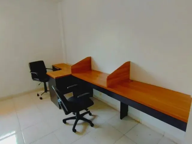 Imagem 4: Salas Comerciais com 3 Ambientes Mobiliada. Vieralves
