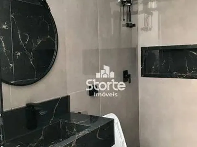 Imagem: Casa Alto Padrão com 3 Suítes À Venda