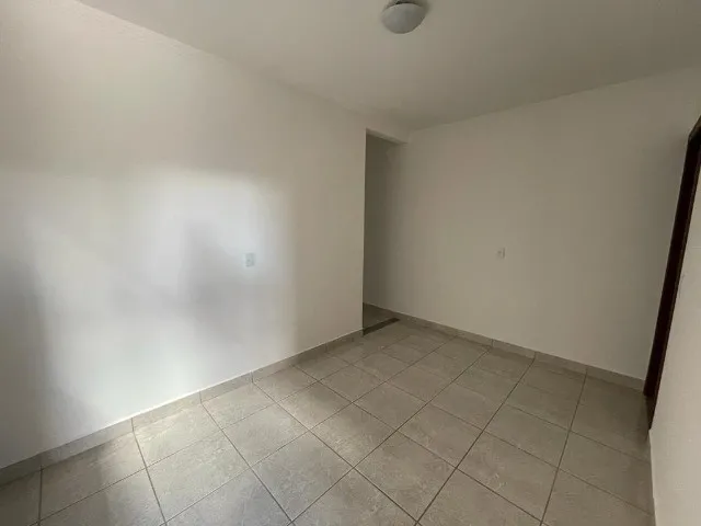 Imagem 13: Casa para Venda Possui 78M² com 3 Quartos Sendo 1 Suíte Perto do Shopping Bosque Dos