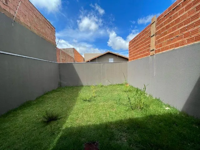 Imagem 10: Casa para Venda Possui 78M² com 3 Quartos Sendo 1 Suíte Perto do Shopping Bosque Dos
