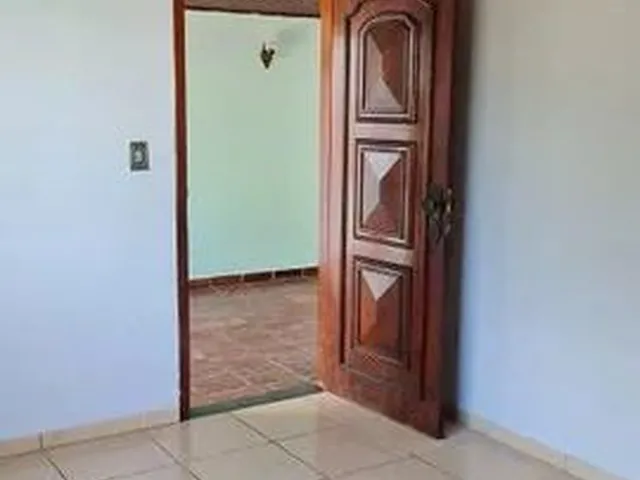 Imagem 4: Vende-Se Esta Casa no Lago Azul