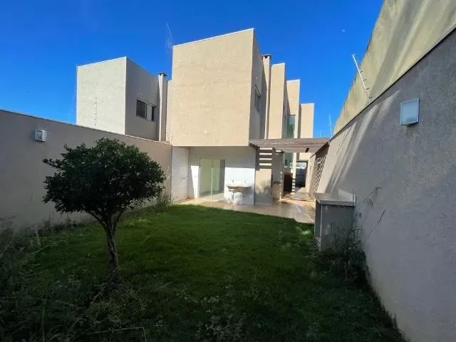 Imagem 9: Lindo Sobrado no Rita Vieira!! (Com 03 Quartos
