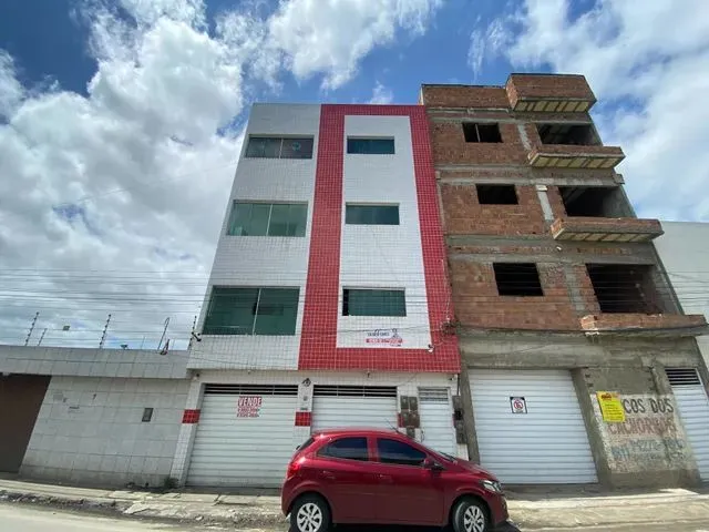 Imagem: O apartamento possui 2 Dormitórios, 1 Banheiro, 60m² de