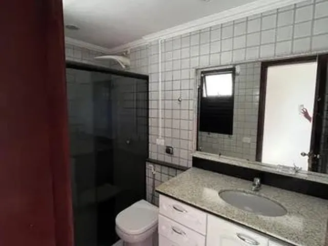Imagem 6: Apartamento para Aluguel Possui 220 Metros Quadrados com 4 Quartos em Lagoa Nova - Natal
