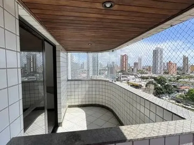 Imagem 9: Apartamento para Aluguel Possui 220 Metros Quadrados com 4 Quartos em Lagoa Nova - Natal
