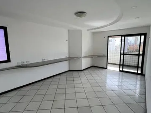 Imagem 8: Apartamento para Aluguel Possui 220 Metros Quadrados com 4 Quartos em Lagoa Nova - Natal