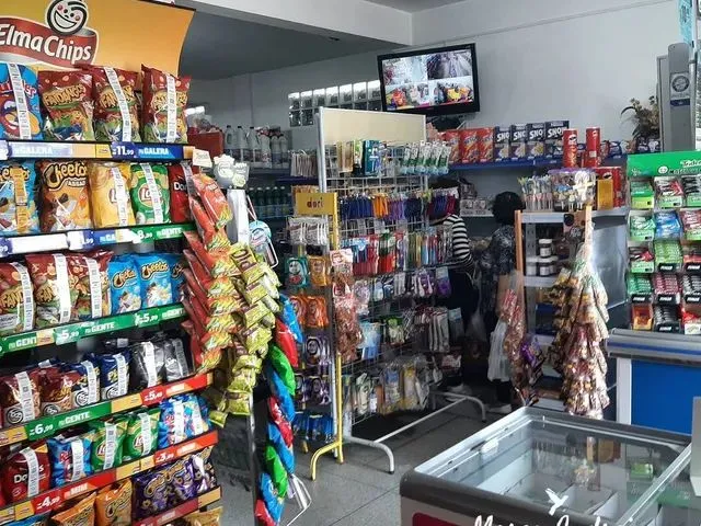 Imagem 16: Investimento, Prédio com Moradia e Mercado em Pleno Funcionamento