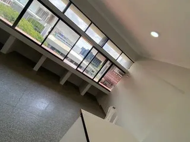 Imagem 6: Vendo Sala Comercial Reformada 34M² com Garagem R$180.000