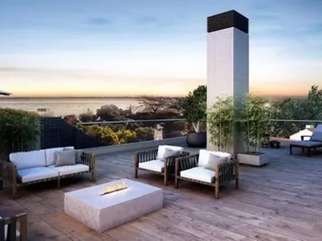 Imagem 11: Apartamento para Venda - 250.48M², 3 Dormitórios, Sendo 3 Suites, 4 Vagas - Tristeza