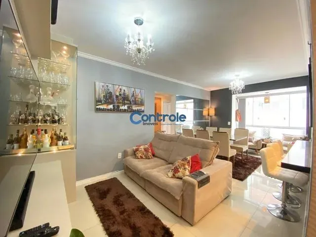 Imagem: Ch-Apartamento com 03 Dormitórios no Bairro