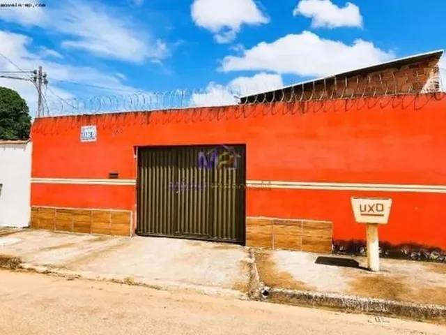 Imagem: Vende-Se Casa com Apartamento na Frente