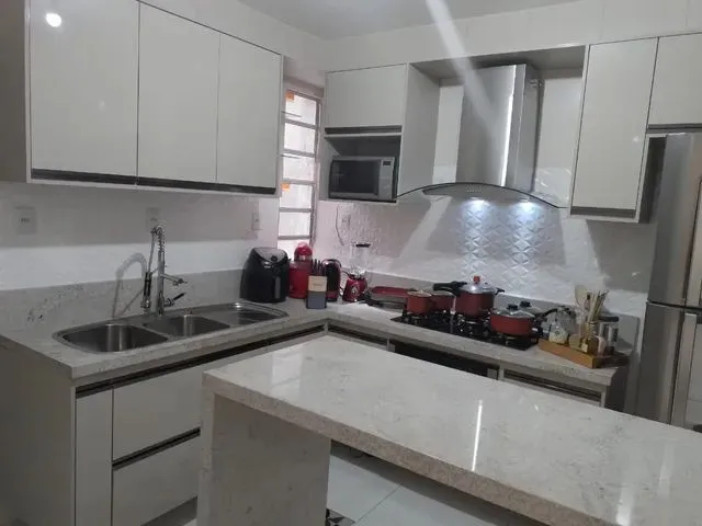 Imagem: Orla Boca do Rio 3/4 1º Andar Escada Garagem