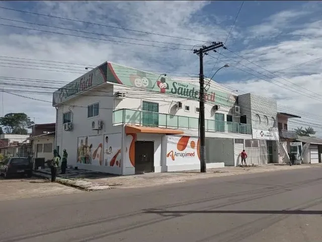 Imagem: A casa possui 5 Dormitórios, 570m² de Área, Imóvel novo