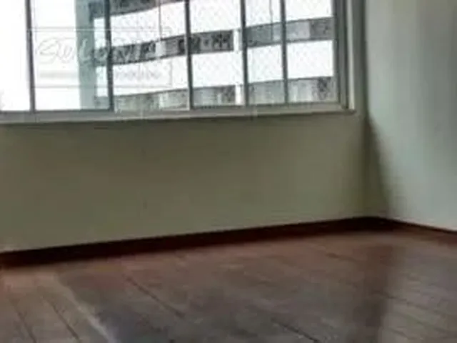 Imagem: O apartamento possui 2 Dormitórios, 1 Banheiro, 1 Vaga na