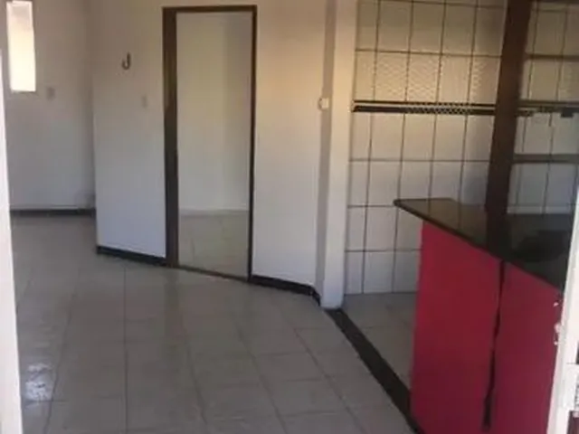 Imagem 2: Casa de 2 Quartos com 2 Suítes em Jauá em Condomínio Fechado