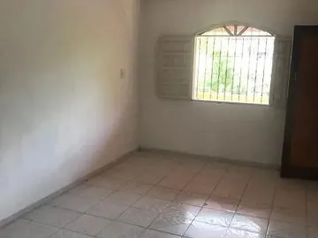 Imagem 6: Casa de 2 Quartos com 2 Suítes em Jauá em Condomínio Fechado