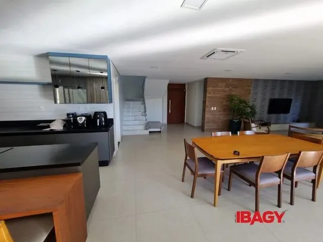 Imagem 9: Florianópolis - Casa Padrão - Cacupé