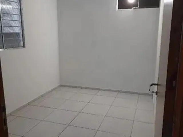 Imagem 9: Casa, Primeiro Andar, Aluga-Se