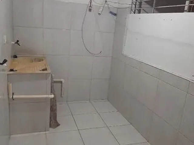 Imagem 2: Casa, Primeiro Andar, Aluga-Se