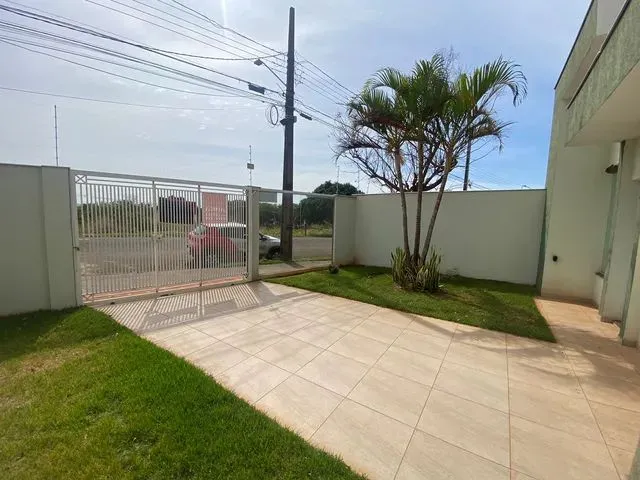 Imagem 5: Casa para Aluguel Tem 96 Metros Quadrados com 3 Quartos em Leonor - Londrina - Pr