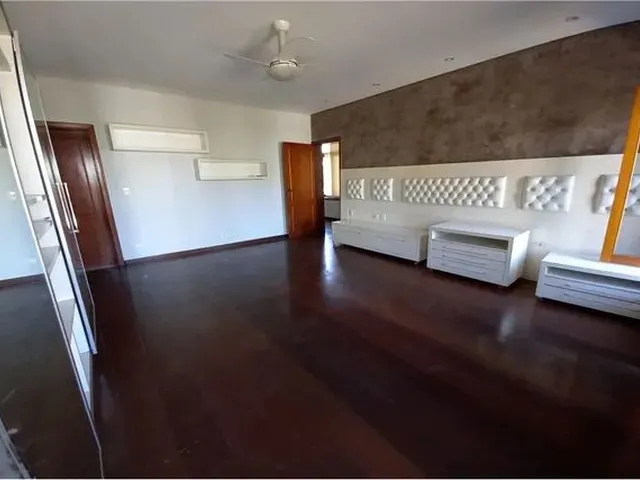 Imagem 9: Sobrado com 3 Quartos,3 Banheiros e Garagem para 4 Carros. Terras de Piracicaba