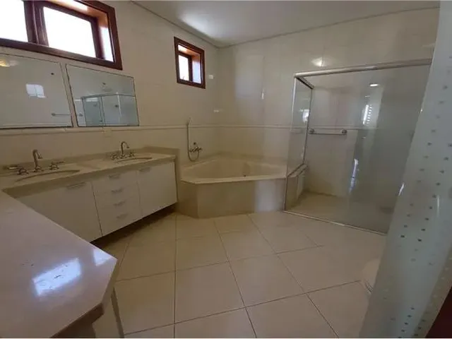 Imagem 16: Sobrado com 3 Quartos,3 Banheiros e Garagem para 4 Carros. Terras de Piracicaba