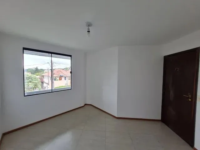 Imagem 4: Alugue Rápido e Sem Burocracia - Sobrado no Uberaba!!