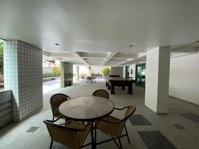 Imagem 11: Apartamento para Aluguel com 148 Metros Quadrados com 4 Quartos em Savassi - Belo Horizont